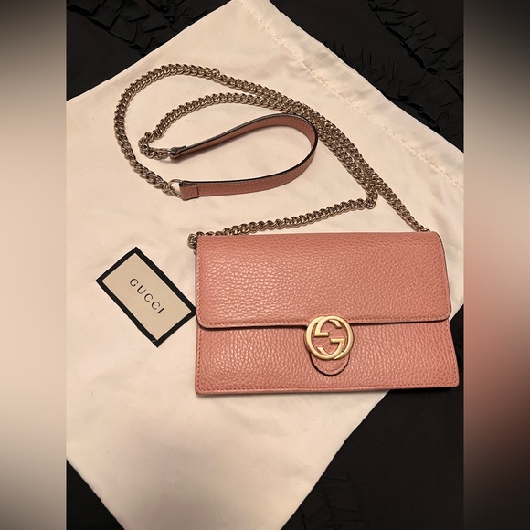 Gucci Wallet on Chain (WOC) Crossbody Bag - Picture 1 of 6